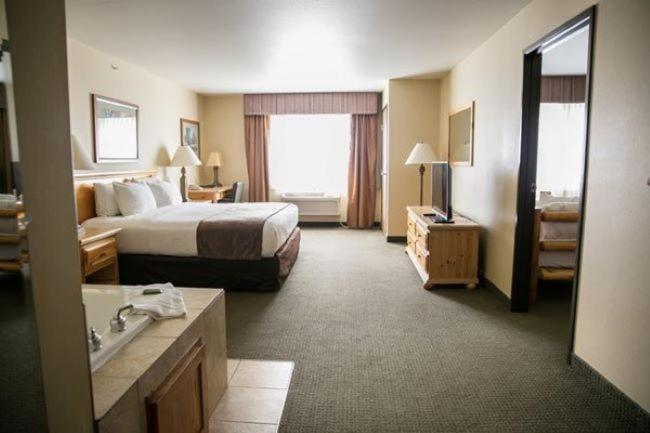 Thumper Pond Resort Ottertail Экстерьер фото