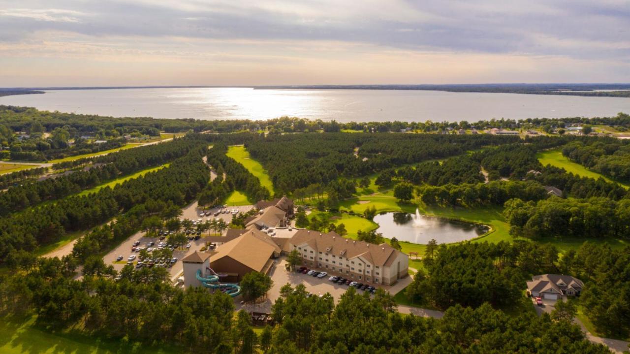 Thumper Pond Resort Ottertail Экстерьер фото